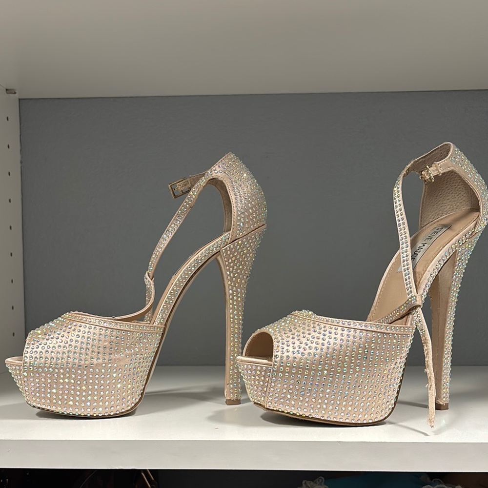 Steve Madden Cream Crystal Platform Heels